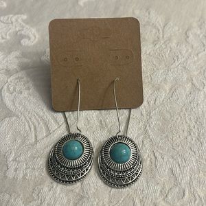 Christmas sale! New silvertone boho earrings